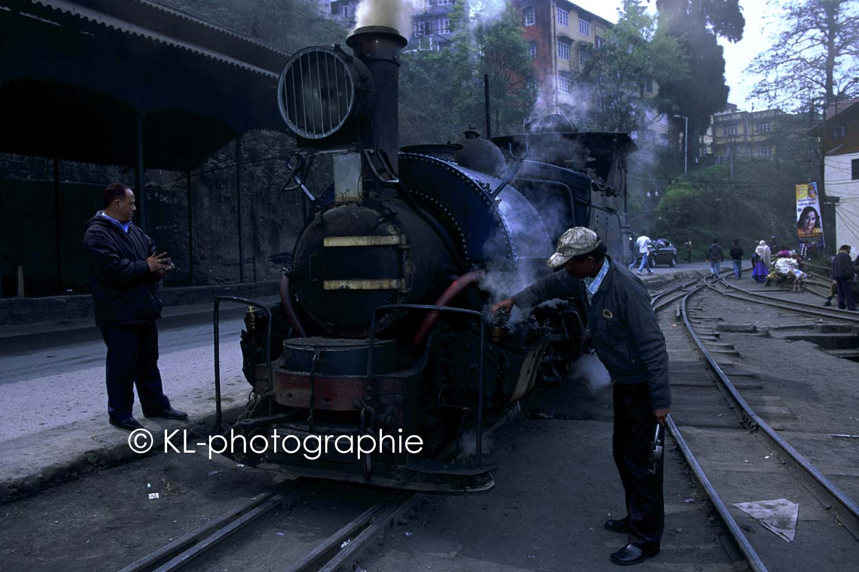 darjeeling himalayan railway