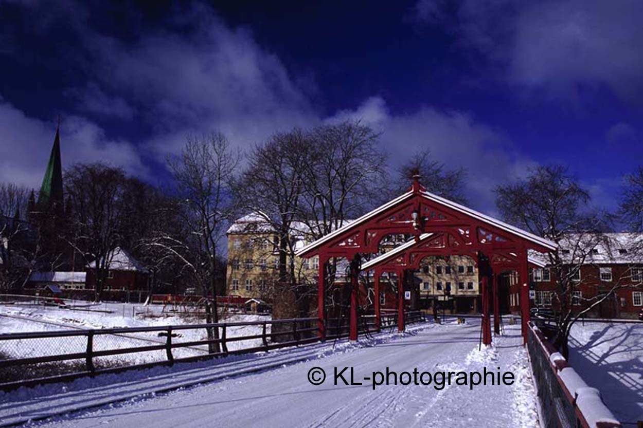 gamle bybrua, trondheim